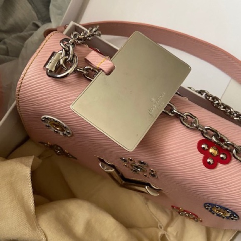 🦄Limited Edition🦄Louis Vuitton twisted bag - Picture 15 of 16